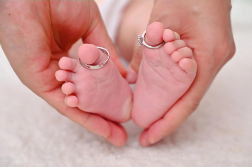 丽水宝宝打喷嚏发烧 丽水宝宝打喷嚏发烧